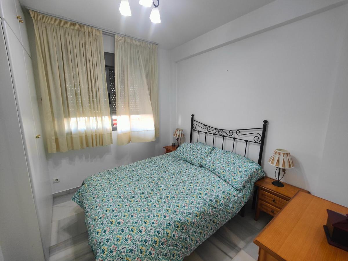 Gran Apartamento Cerca De La Playa Con Piscina En El Centro فوينخيرولا المظهر الخارجي الصورة